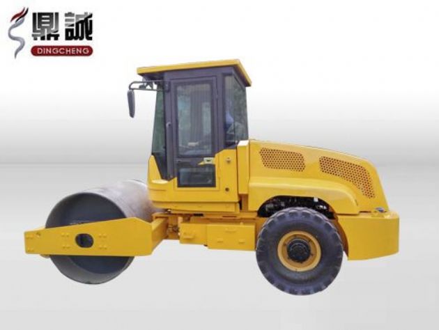 點擊查看詳細信息<br>標題：6噸單鋼輪振動壓路機 閱讀次數：13690