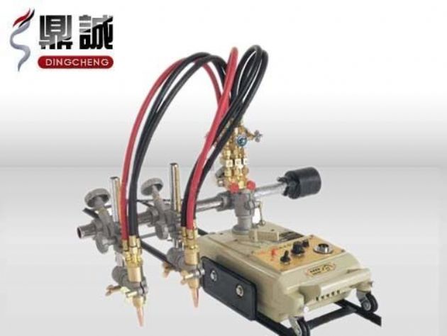 點擊查看詳細信息<br>標題：雙頭多頭火焰切割機 閱讀次數：4861