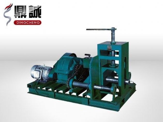 點擊查看詳細信息<br>標題：臥式多功能滾動彎管機 閱讀次數：5043